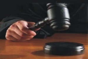 Martelo-da-Justiça2-300x203