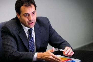 (Secretário da Fazenda, Paulo Câmara, destaca que cálculo não considera saldos em caixa do exercício anterior, nem operações de crédito)