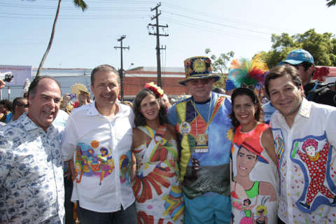 Fernando Bezerra Coelho, Eduardo Campos, Renata Campos, Romulo Meneses, Cristina e Geraldo Julio- FOTO GLEYSON RAMOS